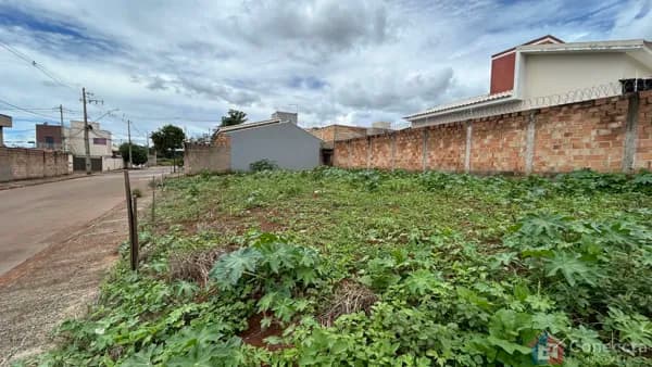 Lote à Venda em Patos de Minas no Bairro Afonso Queiroz | Excelente Localização