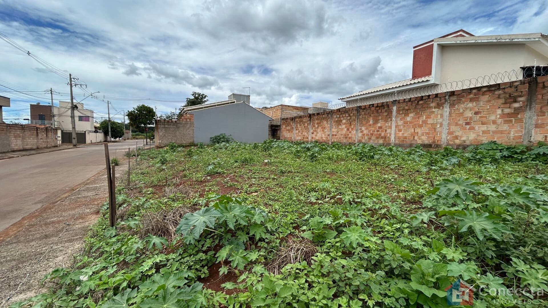 Lote à Venda em Patos de Minas no Bairro Afonso Queiroz | Excelente Localização