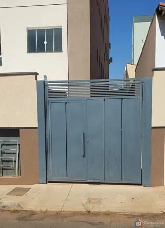 Apartamento à Venda no Bairro Antônio Caixeta em Patos de Minas com Elevador