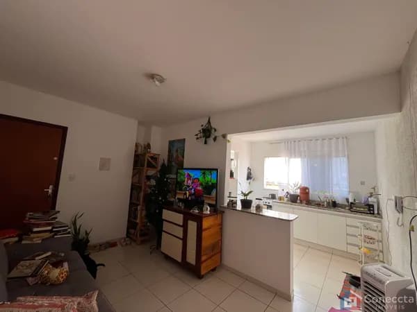 Apartamento à Venda no São Francisco em Patos de Minas – 2 Quartos e Elevador