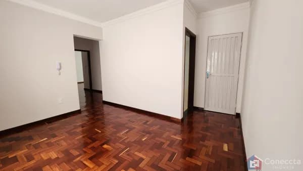 🏢 Apartamento à Venda no Centro de Patos de Minas – 2 Quartos com Suíte e Vaga Coberta!