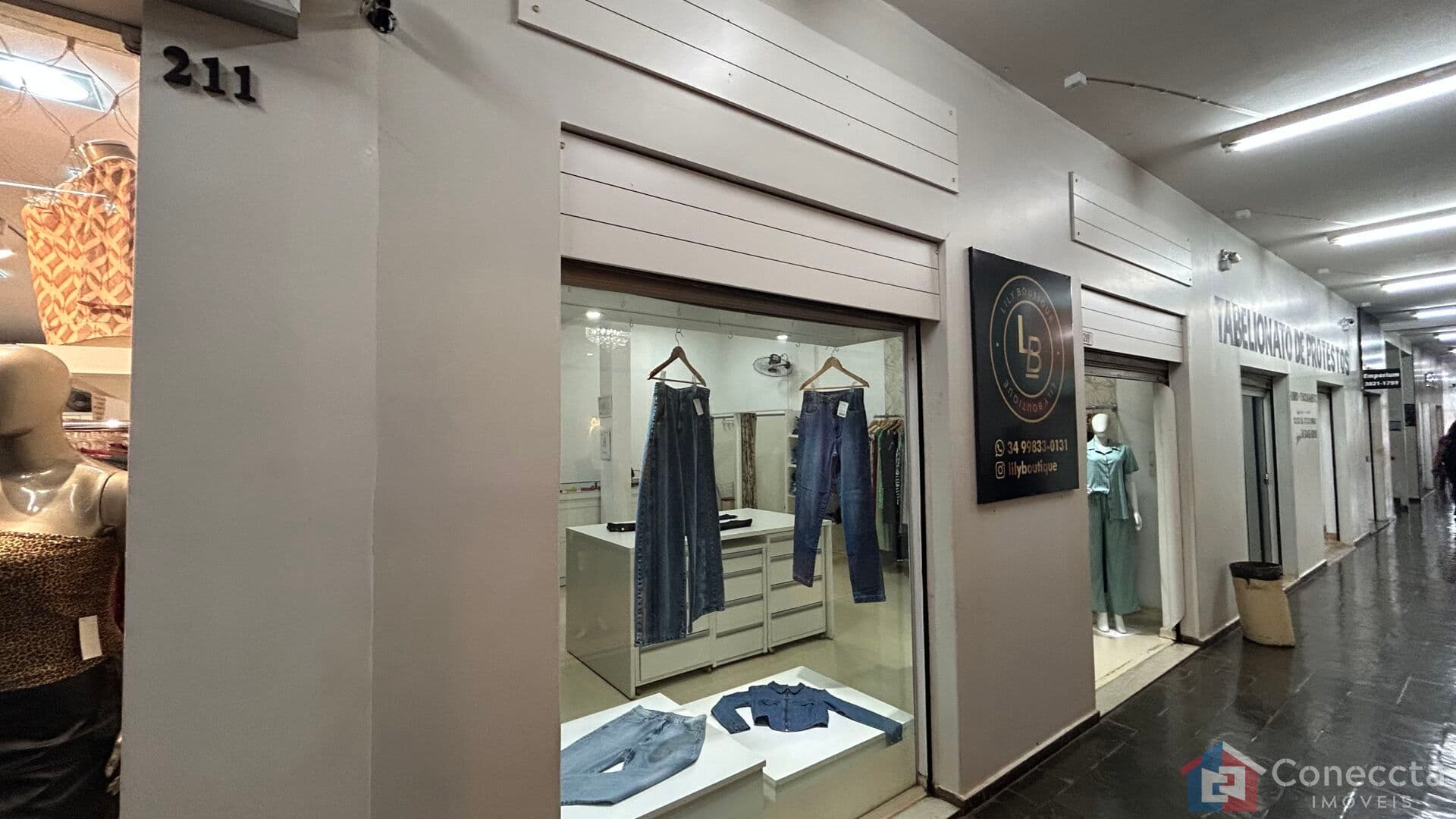Excelente Sala Comercial na Galeria Ferreira – Centro de Patos de Minas/MG