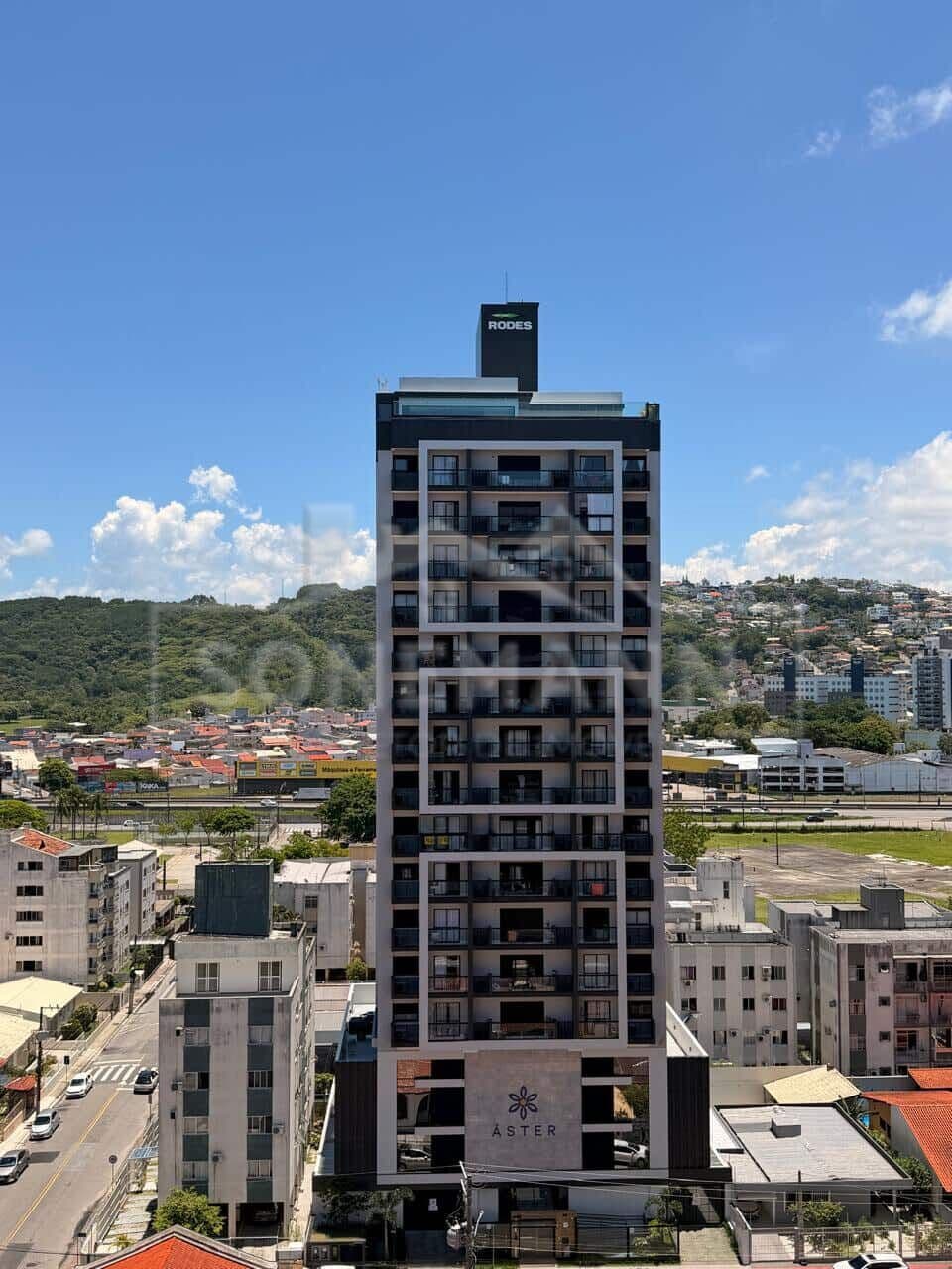 Apartamento em São José - Kobrasol