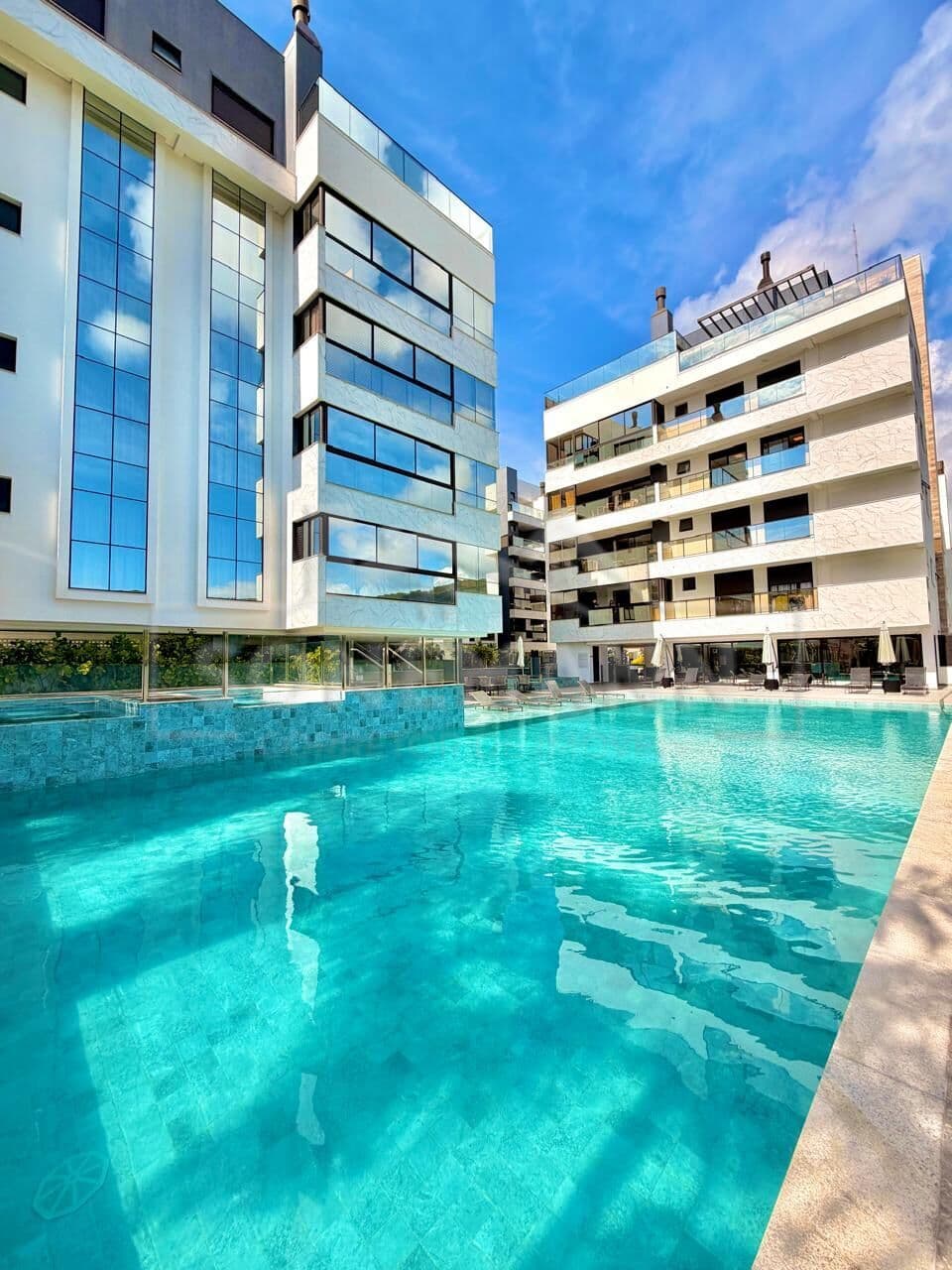 Apartamento em Governador Celso Ramos - Centro