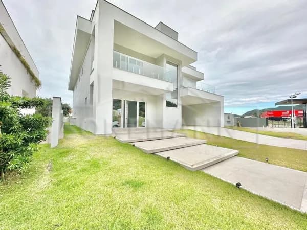 Casa de Condomínio em Florianópolis - Ingleses do Rio Vermelho