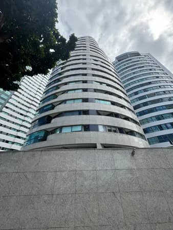 Apartamento Alto Padrão para Aluguel em Pina Recife-PE