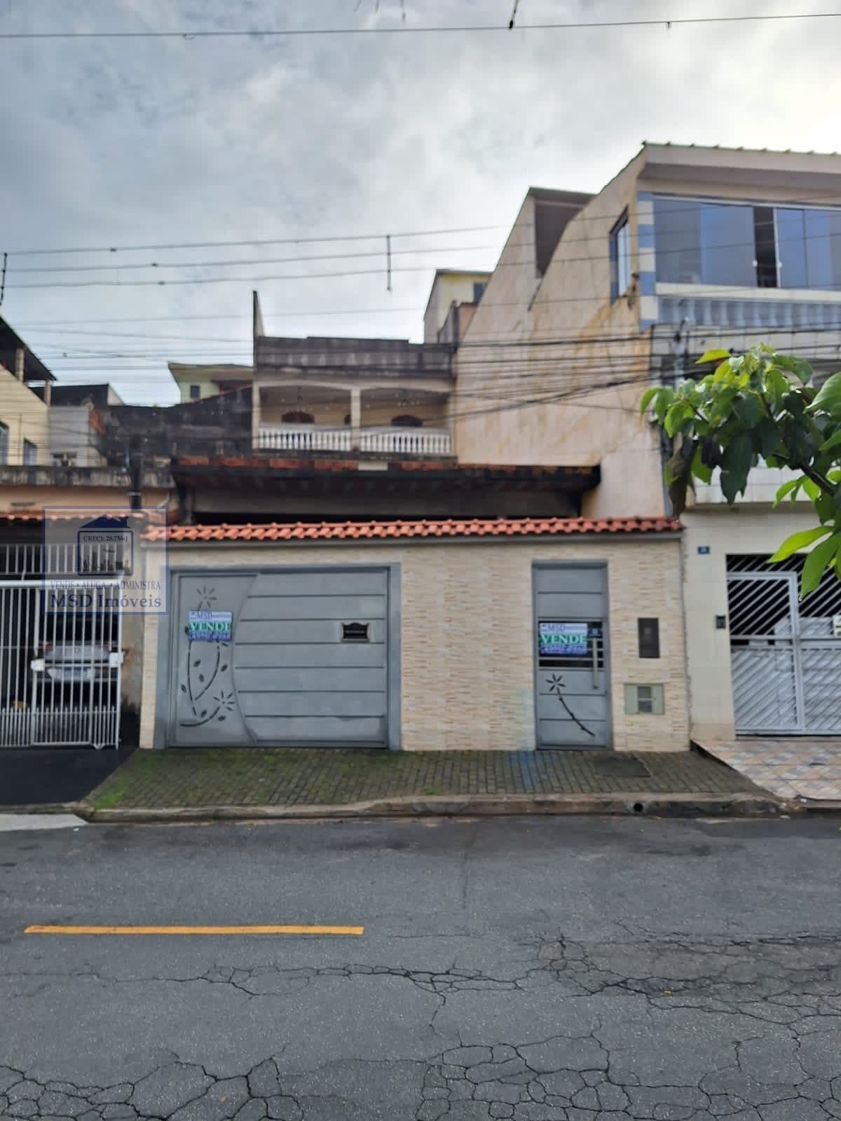 Sobrado Padrão para Venda em Jardim Palmira Guarulhos-SP
