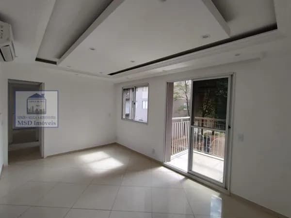 Apartamento Padrão para Venda em Vila das Bandeiras Guarulhos-SP