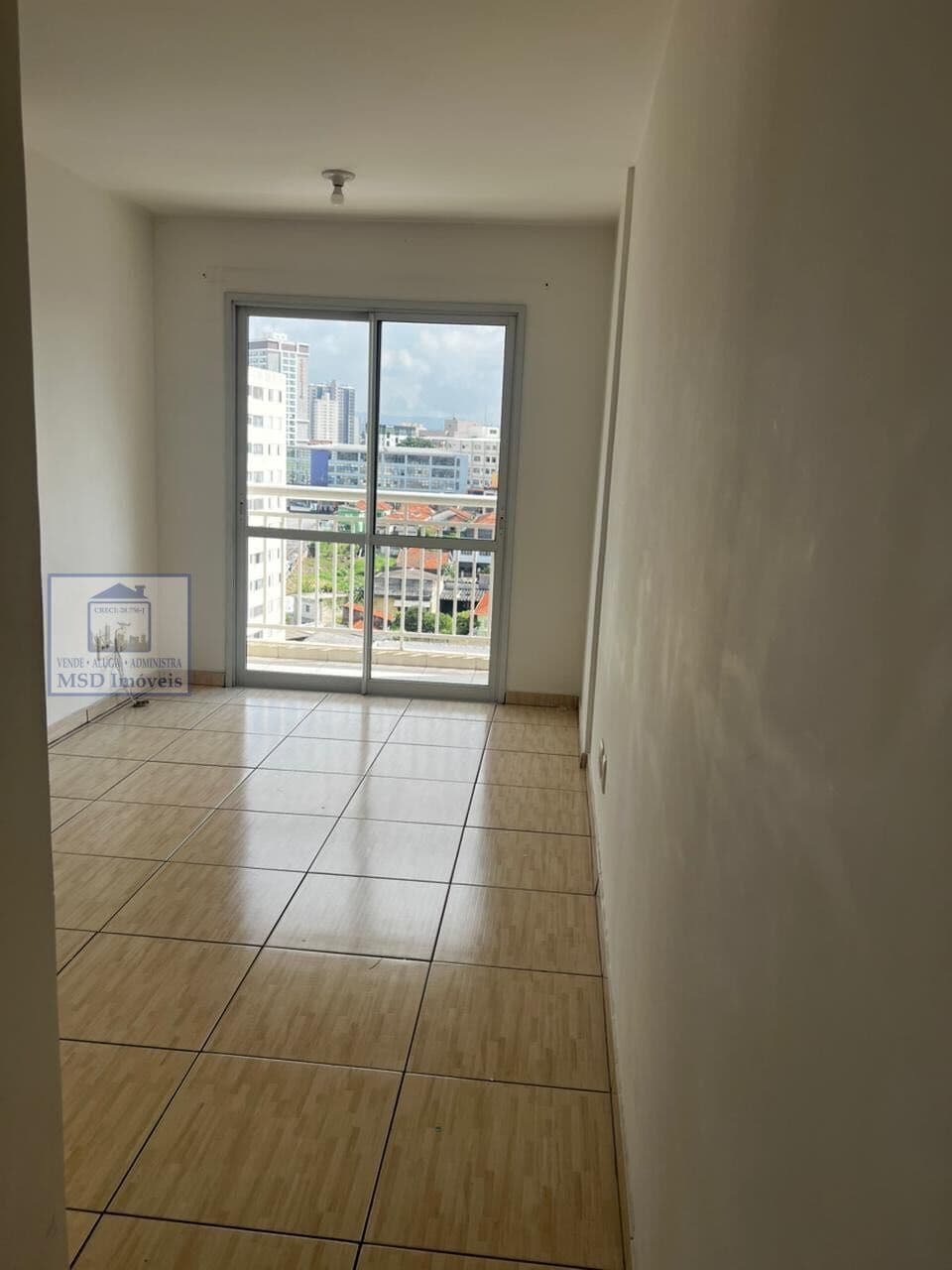 Apartamento Padrão para Aluguel em Vila das Palmeiras Guarulhos-SP