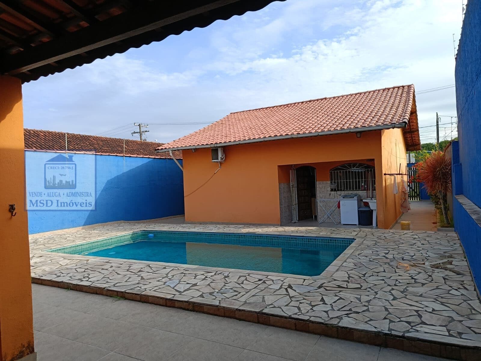 Casa Padrão para Venda em Jardim Jamaica Itanhaém-SP