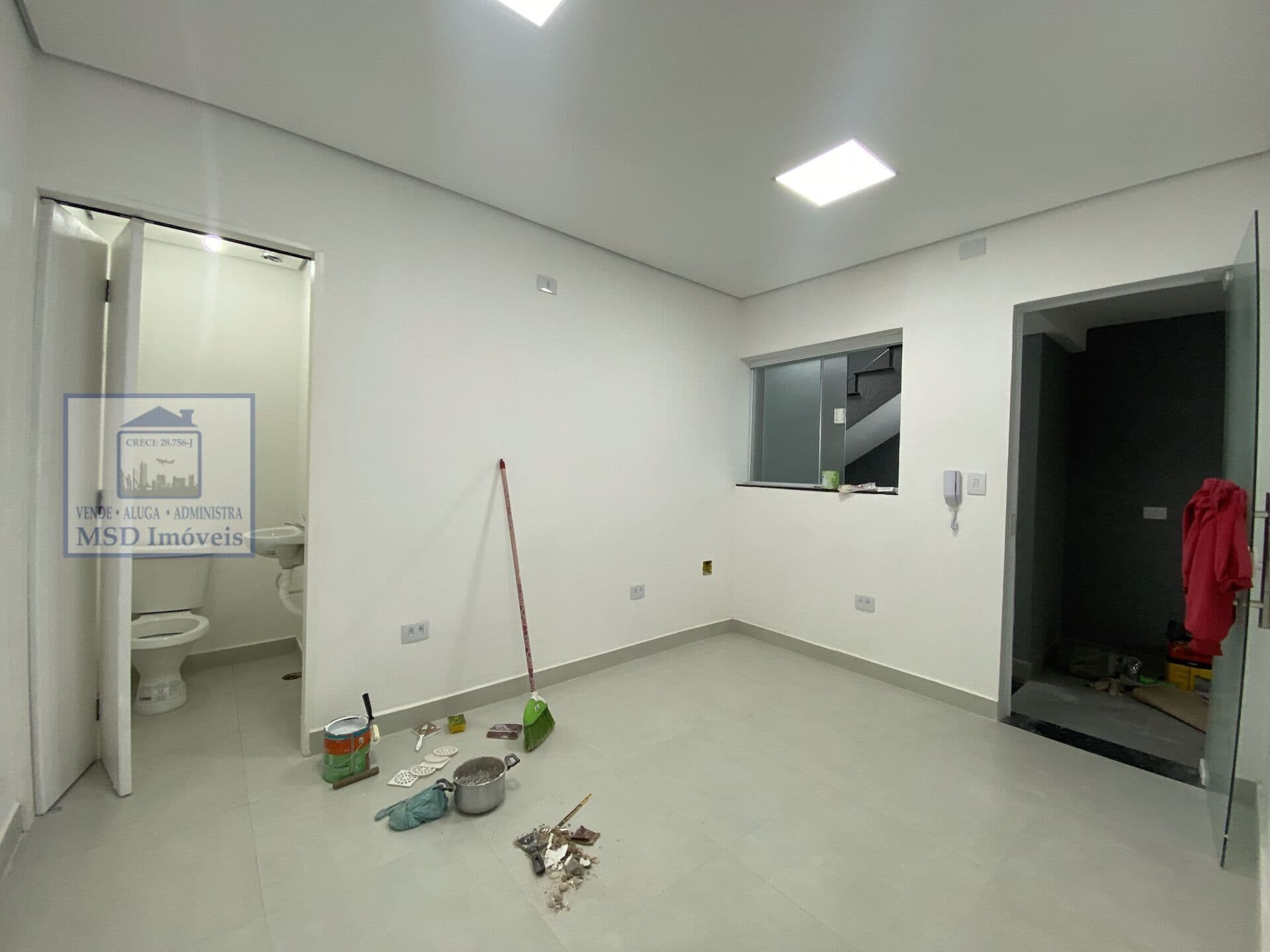 Sala comercial Sobreposta para Aluguel em Gopoúva Guarulhos-SP