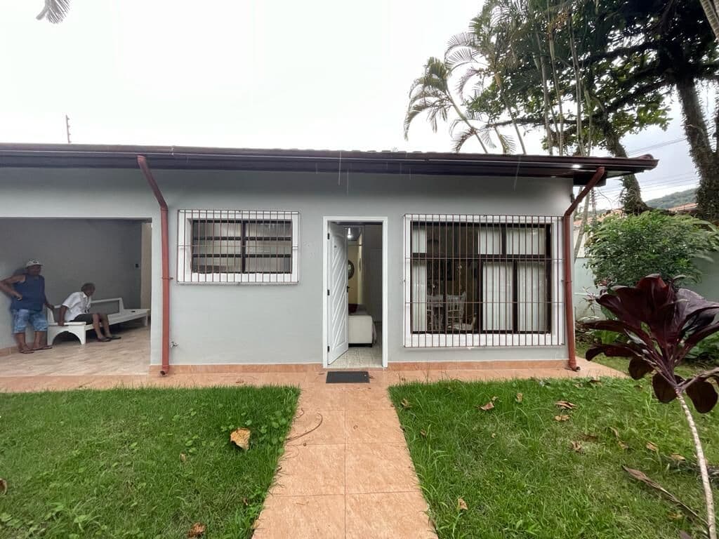 Casa em Guarujá - Jardim Las Palmas