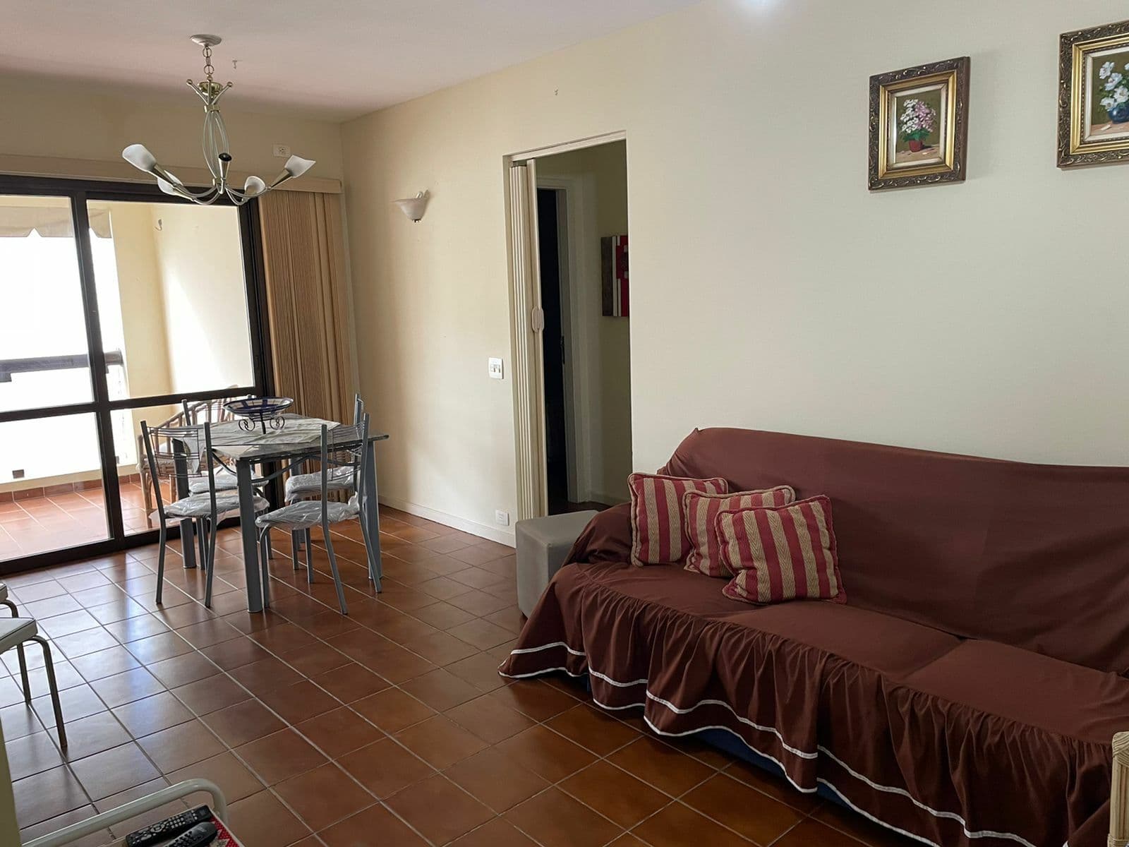 Excelente Flat