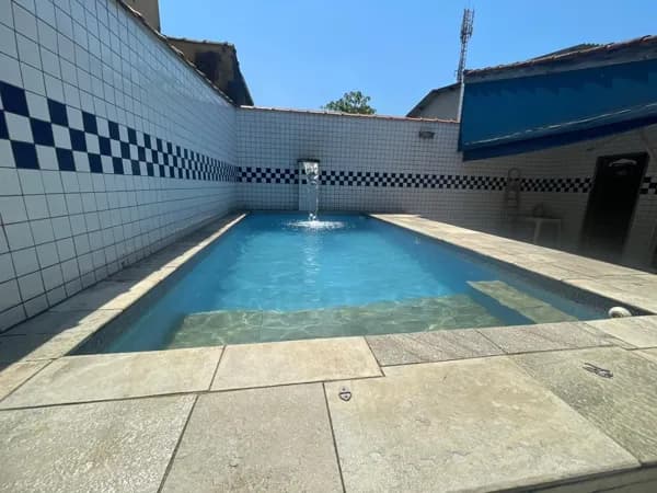 Casa em Guarujá - Conceiçãozinha