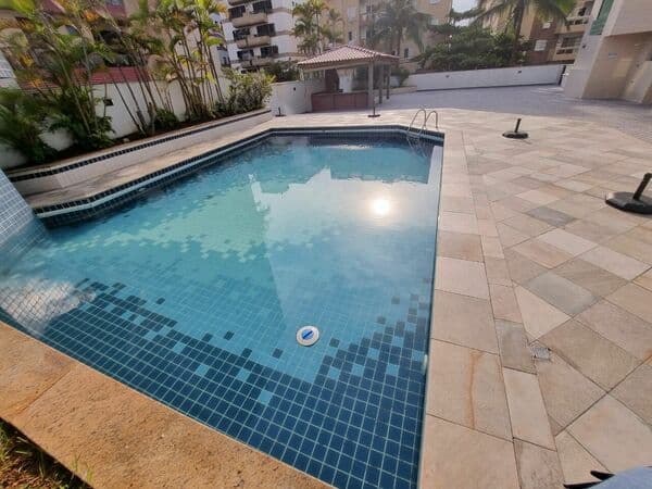 Apartamento em Guarujá - Jardim Las Palmas