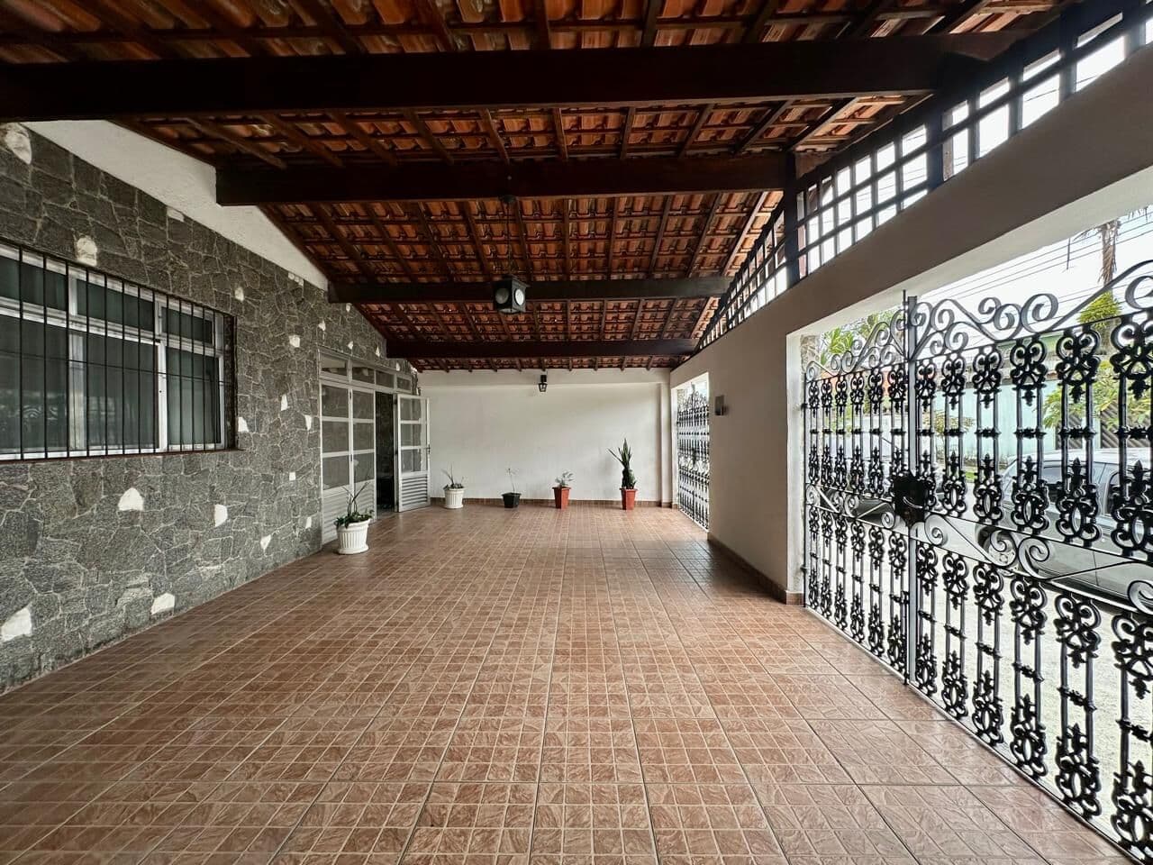 Casa em Guarujá - Vila Santa Rosa
