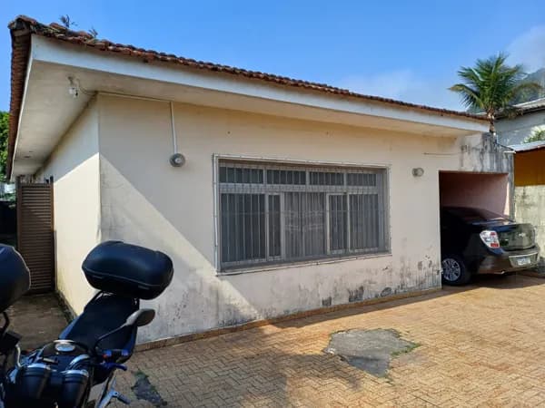 Casa em Guarujá - Vila Santo Antônio