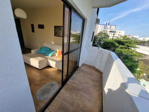 Apartamento em Guarujá - Jardim Las Palmas