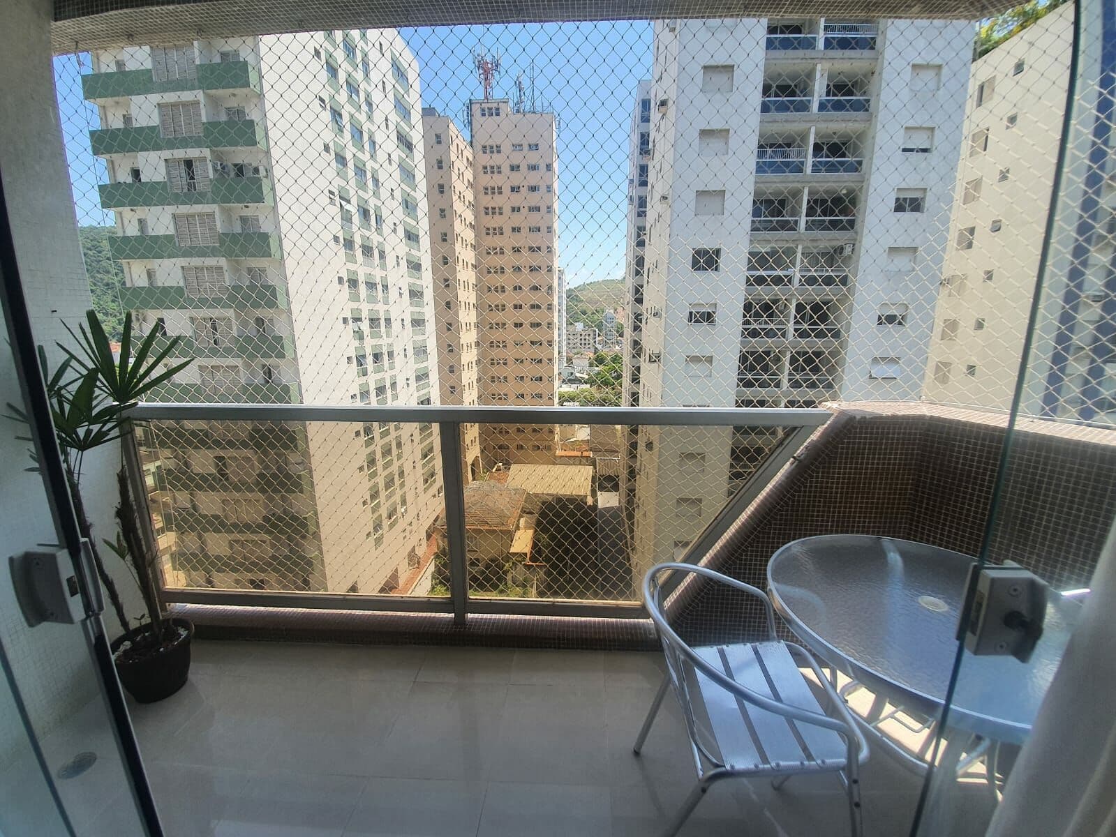 Apartamento em Guarujá - Pitangueiras