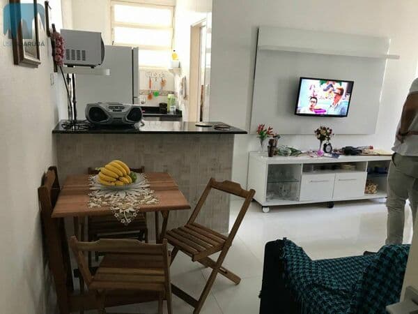 Apartamento Quitinete para Venda em Centro Guarujá-SP