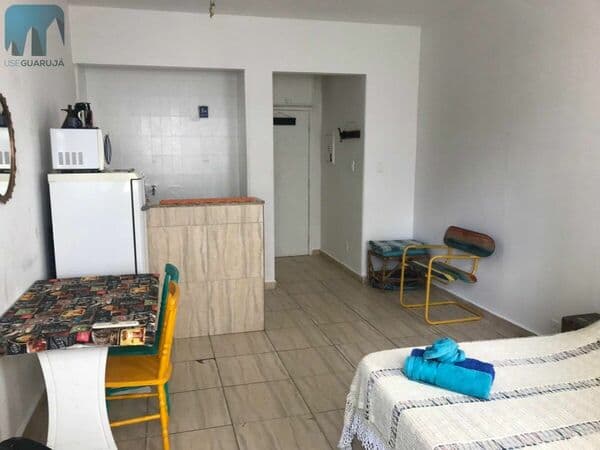 Apartamento Quitinete para Venda em Centro Guarujá-SP