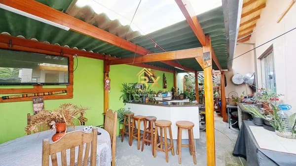 🏡 CASA À VENDA | 4 quartos sendo 2 suítes na REGIÃO OESTE – POÇOS DE CALDAS 🌿