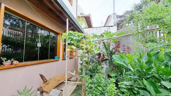 🏡 CASA À VENDA | 4 quartos sendo 2 suítes na REGIÃO OESTE – POÇOS DE CALDAS 🌿