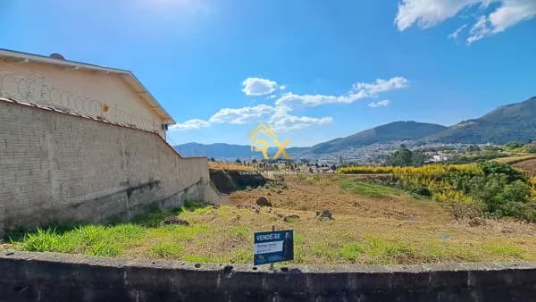 🌄 Oportunidade única no San Carlo – Poços de Caldas