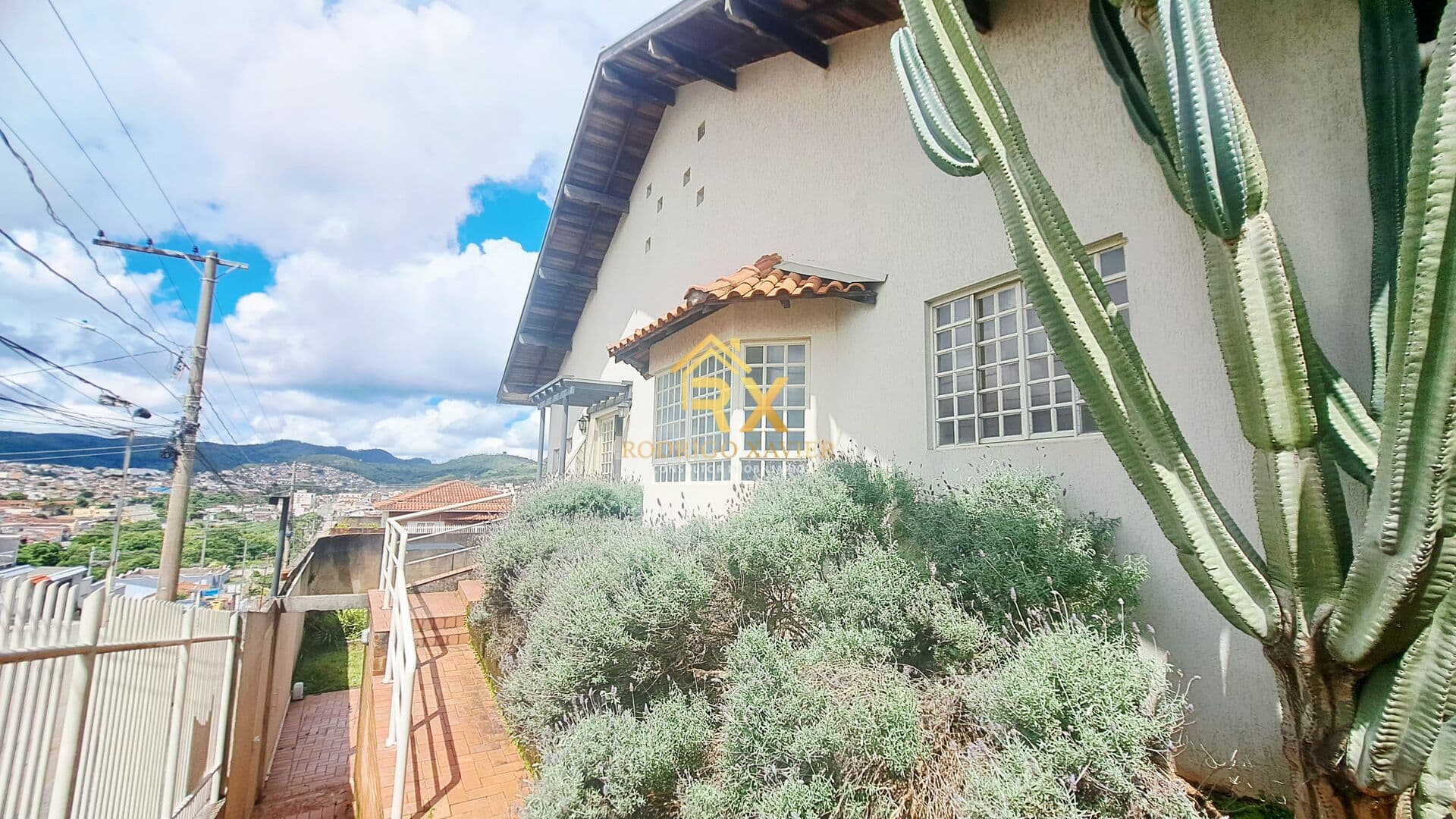 🌸 Linda Casa no Jardim das Hortênsias – Região das Flores | Poços de Caldas
