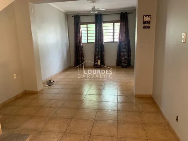 Casa Sobrado Comercial e Residencial- Próximo Hosp Santa Casa