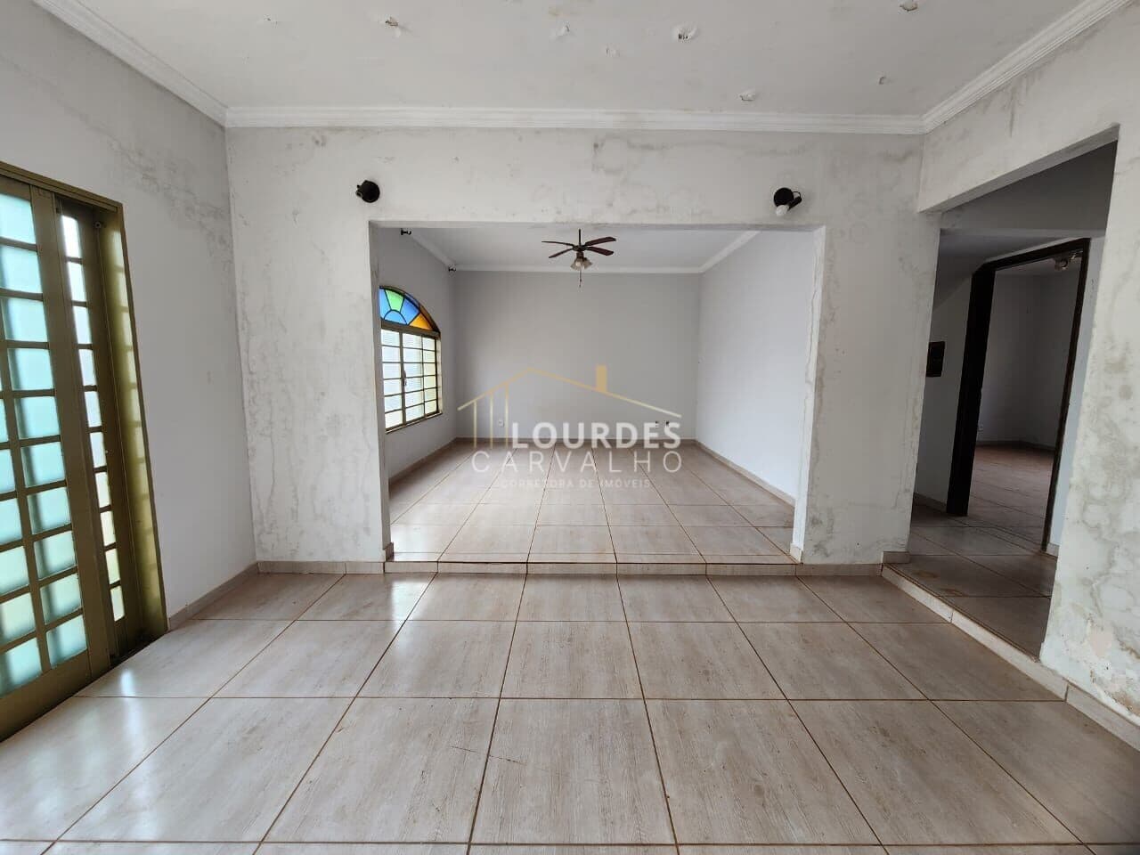 Casa Sobrado residencial e comercial - Bairro Jardim São Luiz