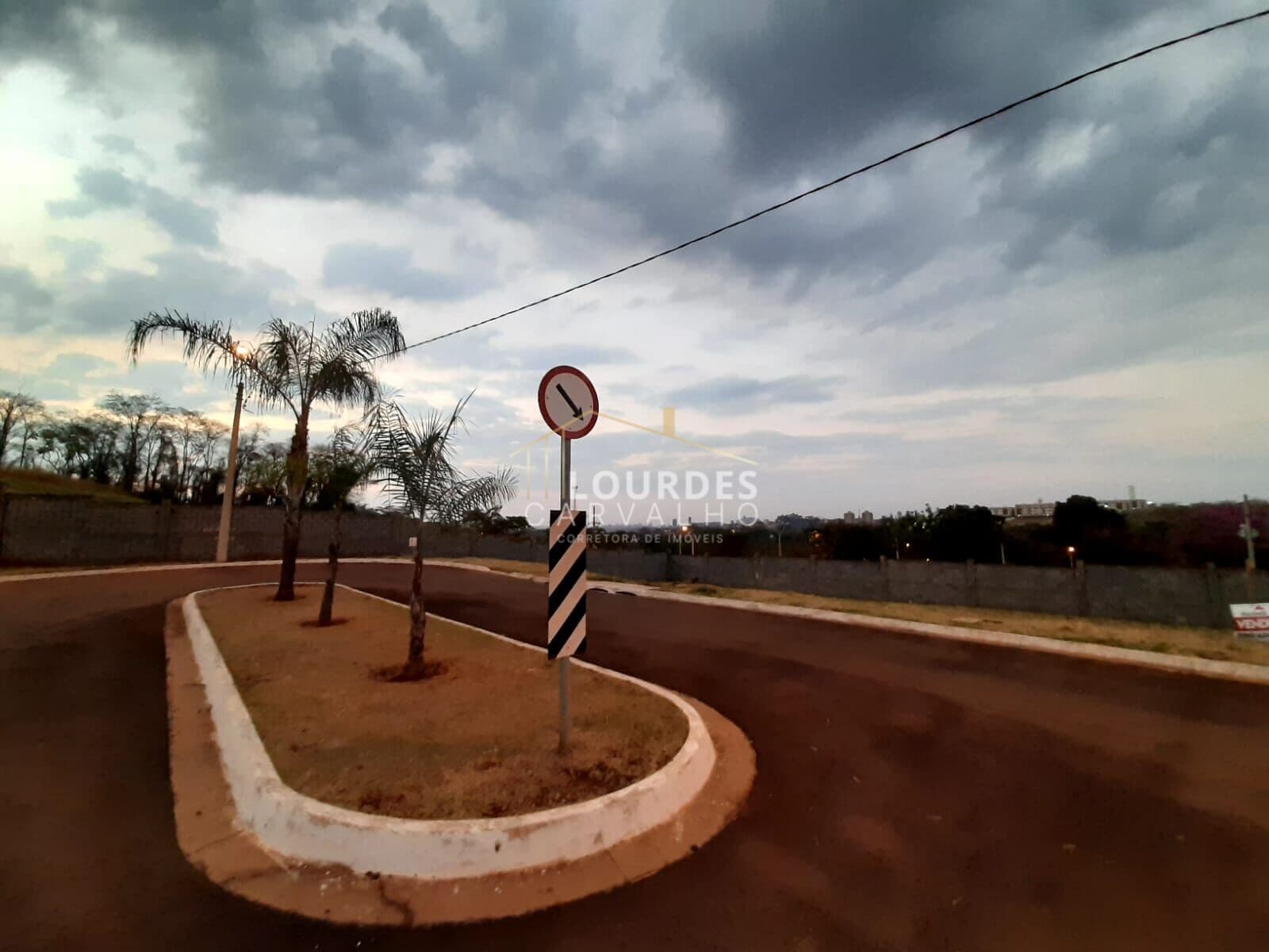 Terreno em Condomínio á venda - Terras de Santa Martha