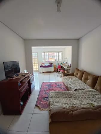 Casa em Vila Guimarães, Botucatu/SP