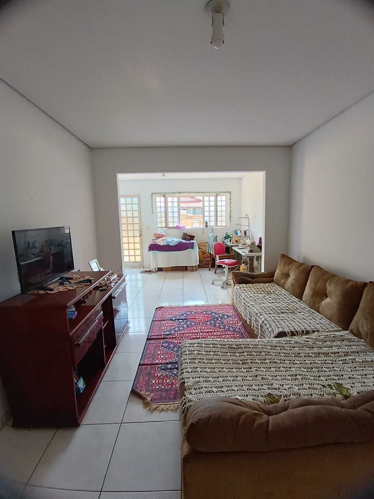 Casa em Vila Guimarães, Botucatu/SP