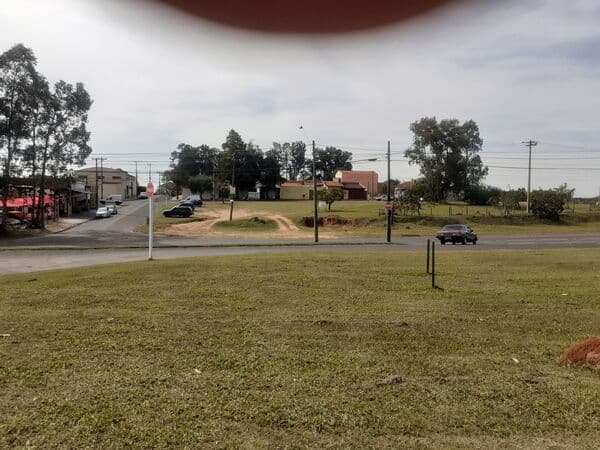 QUATRO TERRENO NA ESQUINA DA GASTÃO DAL FARRA COM A RUA CARLO DE ROSA VENDA SEPARADO O DE ESQUINA 500.000,00 OS DEMAIS 300.000,00 CADA
