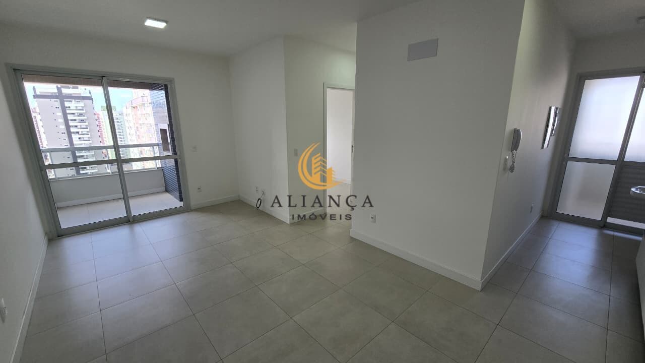 Apartamento em Campinas, São José/SC