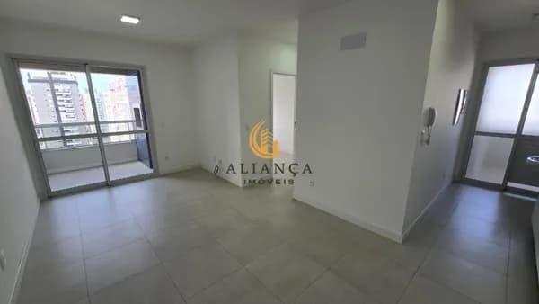 Apartamento em Campinas, São José/SC