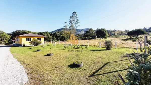 Fazenda/Sítios/Chácaras em Biguaçu - Encruzilhada