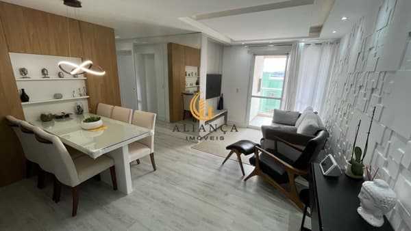 Apartamento em Praia Comprida, São José/SC