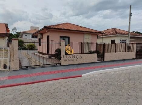 Casa em Cachoeiras (Guaporanga), Biguaçu/SC