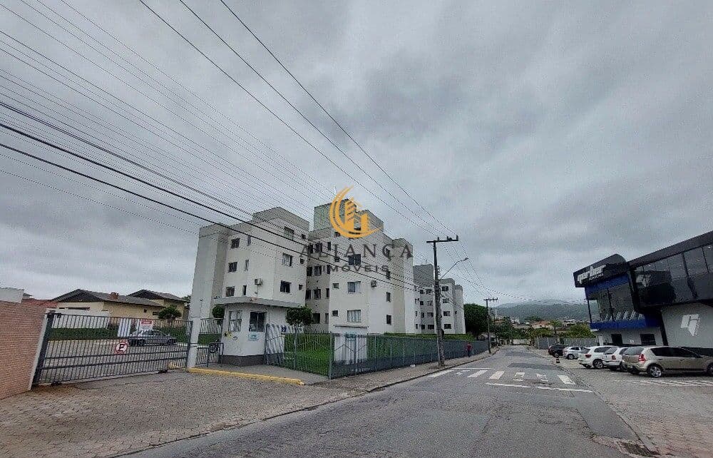 Apartamento em Serraria, São José/SC