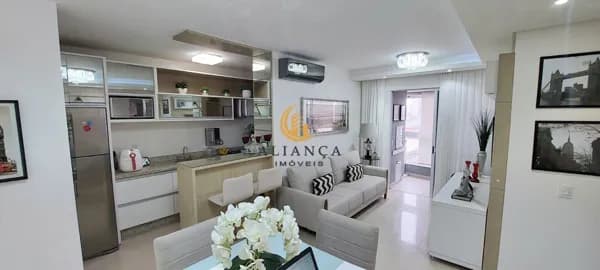 Apartamento com 2 dormitórios, sendo 1 suíte, e 1 banheiro
