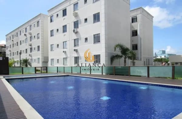 Apartamento em Roçado, São José/SC