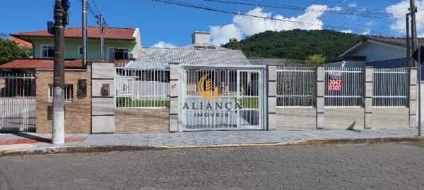 Casa em Rio Caveiras, Biguaçu/SC