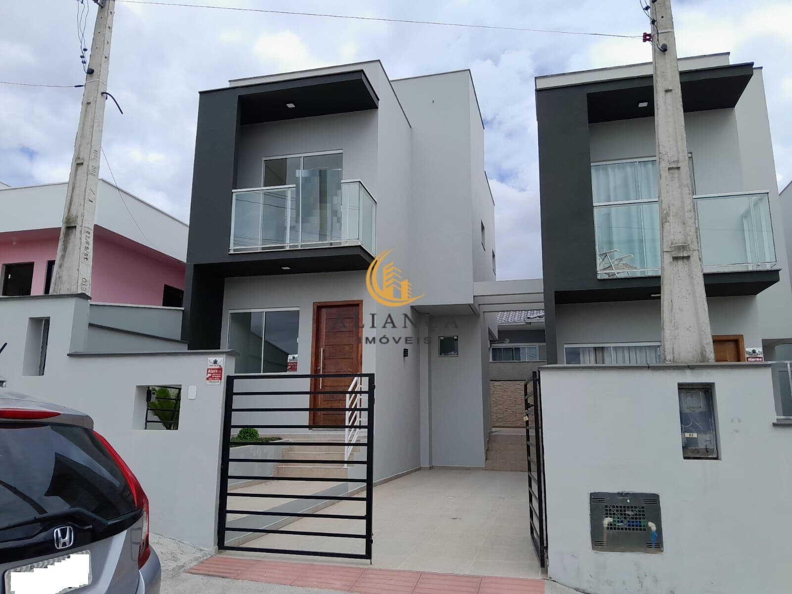 Sobrado em Potecas, São José-SC