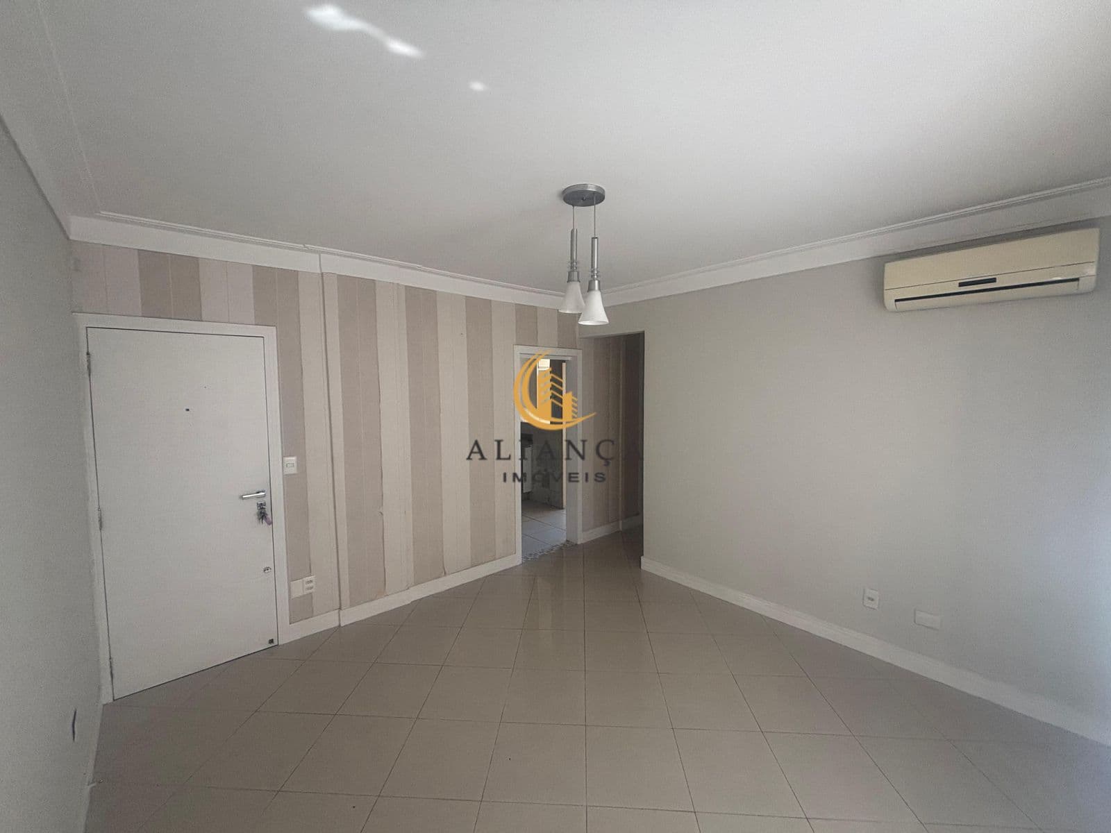 Apartamento em Campinas, São José/SC