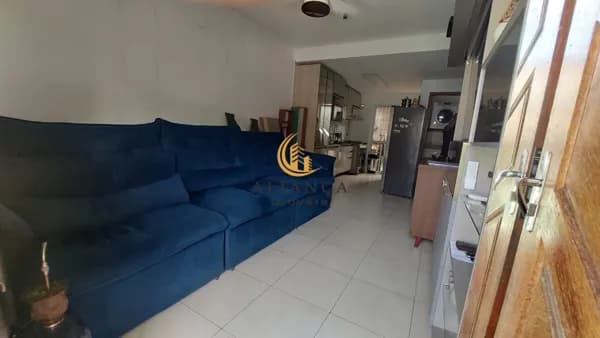 Sobrado em Potecas, São José/SC
