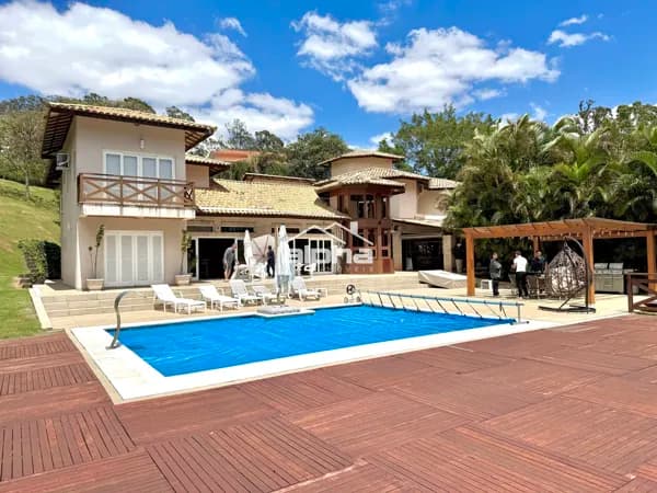Casa de Condomínio em Barueri - Tamboré