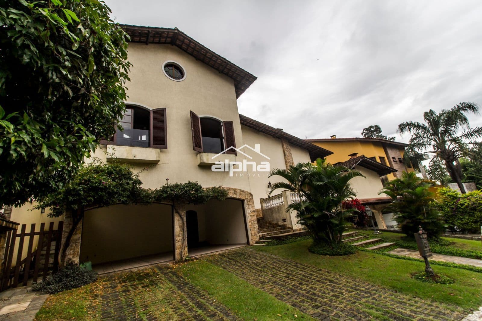 Casa de Condomínio em Santana de Parnaíba - Residencial Quatro (Alphaville)