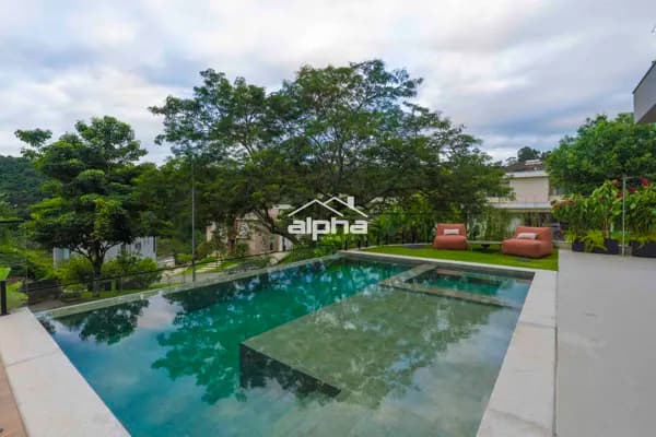 Casa de Condomínio em Santana de Parnaíba - Alphaville